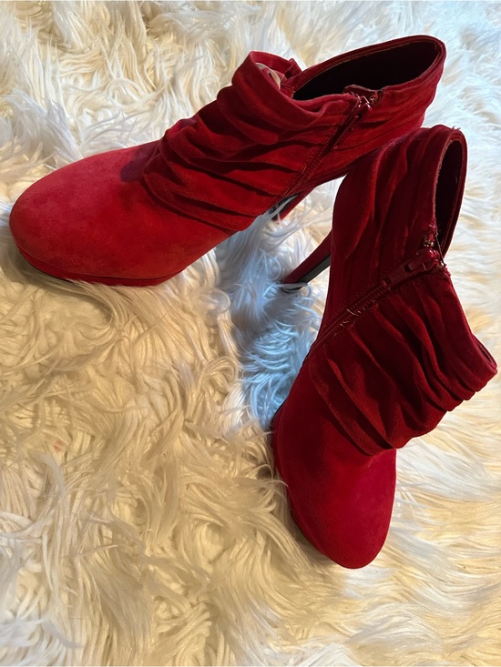 Gianni Bini Shoes - Gianni Bini Red Suede Ruched Ankle Booties -